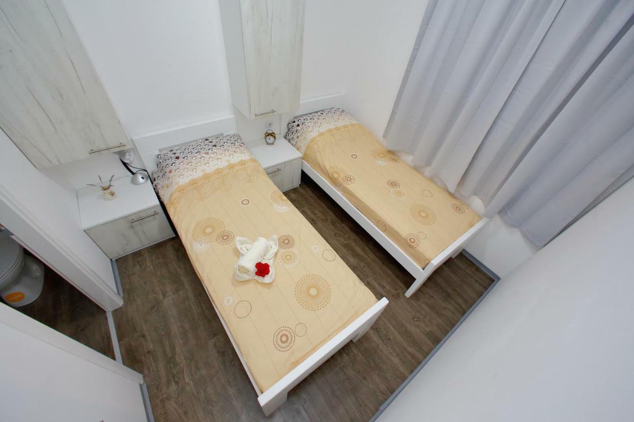 Mobile Homes Olive And Sea Bibinje Zewnętrze zdjęcie