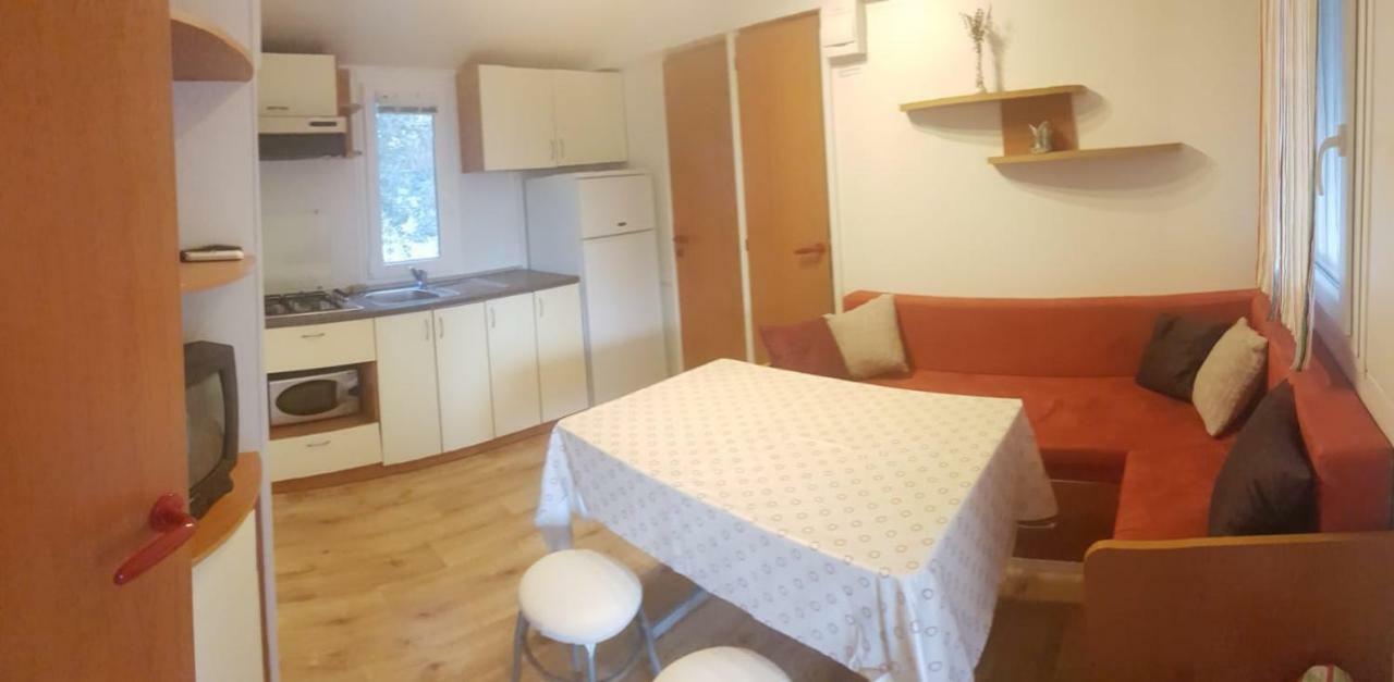 Mobile Homes Olive And Sea Bibinje Zewnętrze zdjęcie